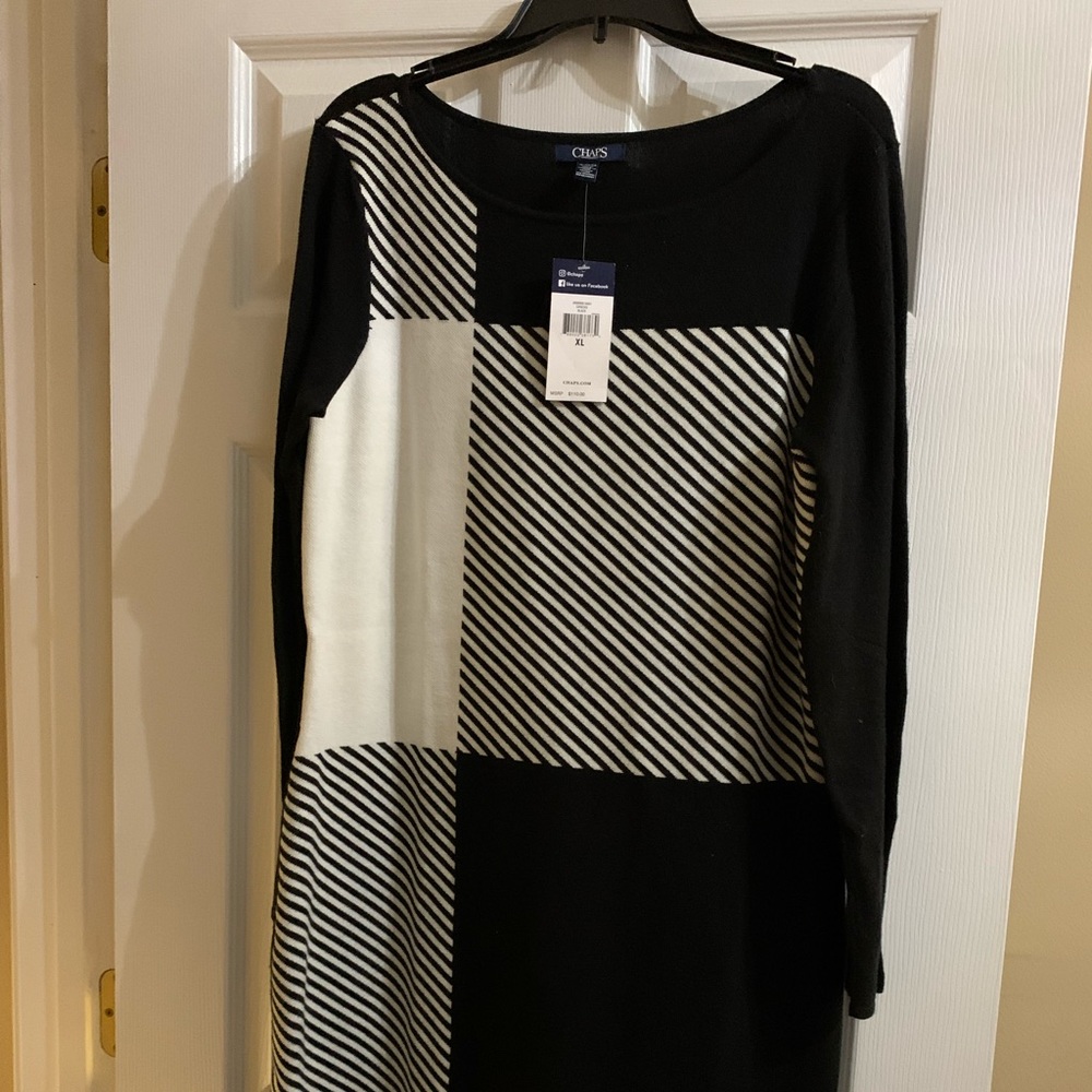 NWT Chap’s Long Sleeve Knit Dress